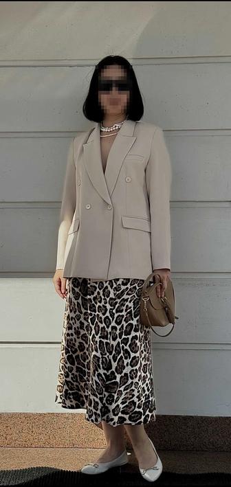 Продам костюм