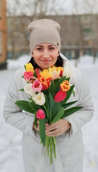 Дизайнер, менеджер по продажам, мастер маникюра и педикюра