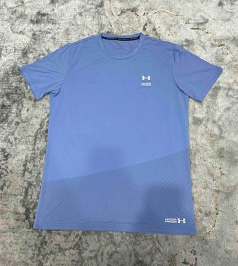 Продам Футболку Under Armour