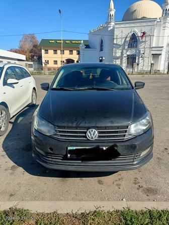 Аренда авто Volkswagen polo 2015 годах. Механика. Газ, бензин.