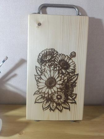 Разделочная доска из натурального дерева Цветочное настроение
