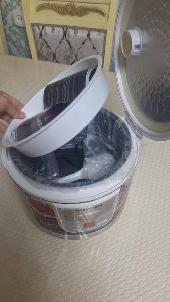 Мультиварка новая