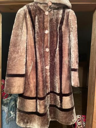 Продам шубу из натурального меха