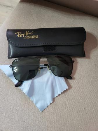 Продам очки солнцезащитные Ray Ban оригинал