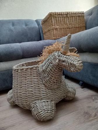 Плетёная корзина Единорог