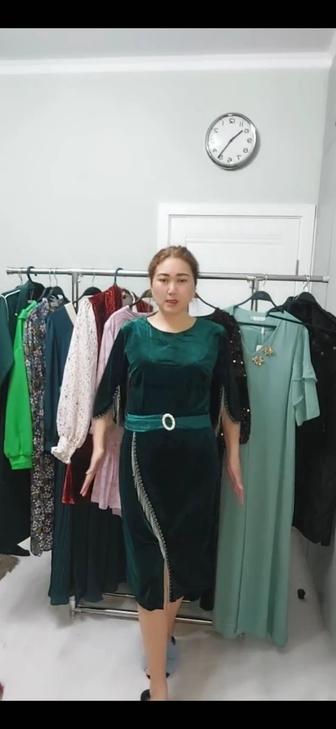 Очень красивое платье велюр