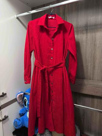 Платье красное вельвет