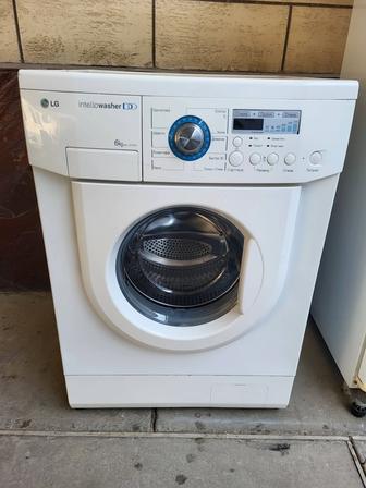 Стиральная машина автомат Лж на 6 кг сухого белья в хорошем рабочем состоян