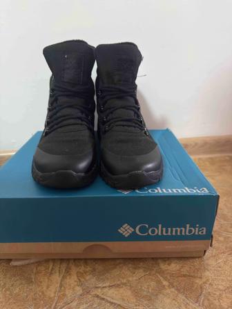 Продам зимние термо кроссовки