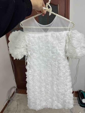 Платье на 7-9 лет