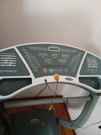 Продам беговую дорожку.