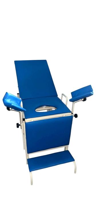 Гинекологическое кресло ( кушетка )
