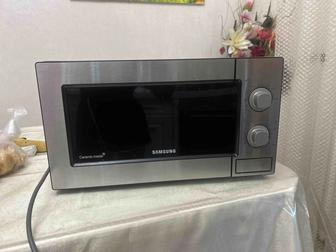Продам микроволновку Самсунг
