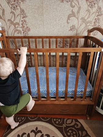 Кроватка детская