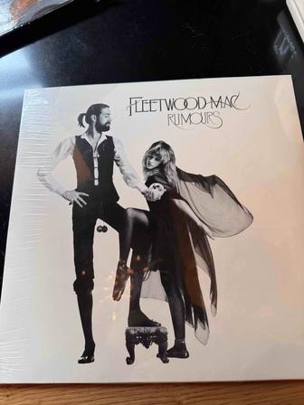 Продам новую, не открытую виниловую пластинку (Fleetwood Mac Rumours)