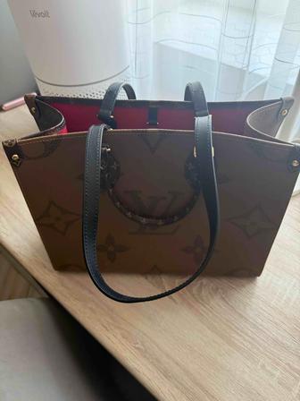 Сумка Louis Vuitton