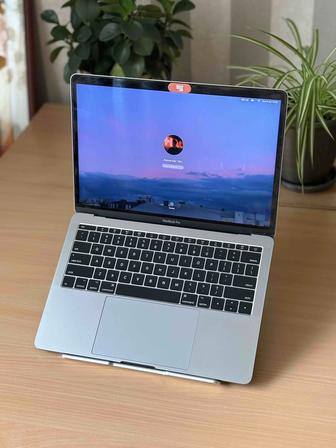 Продам MacBook Pro 13 2017