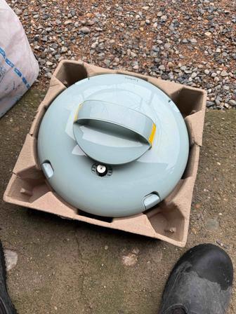 Робот пылесос для бассейна.