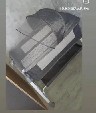 Продам кроватку детскую