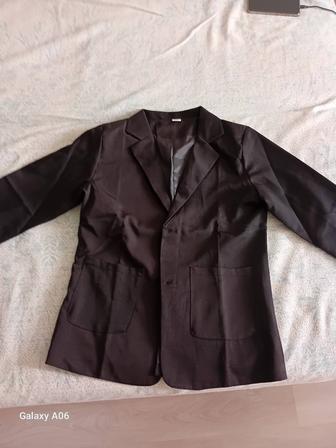 Продам мужской слаксы 3 пара,пиджак,белый рубашка