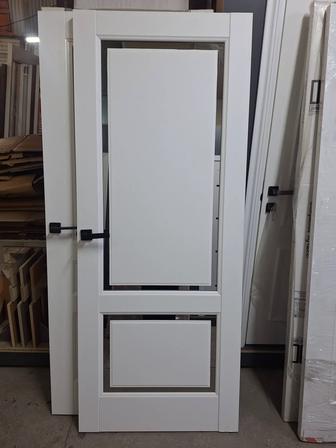 Дверь витринная в хорошем состоянии