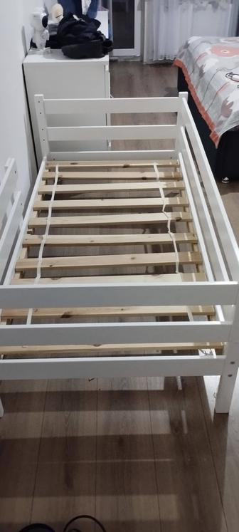 Продам детскую кровать