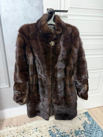 Продам норковую шубу