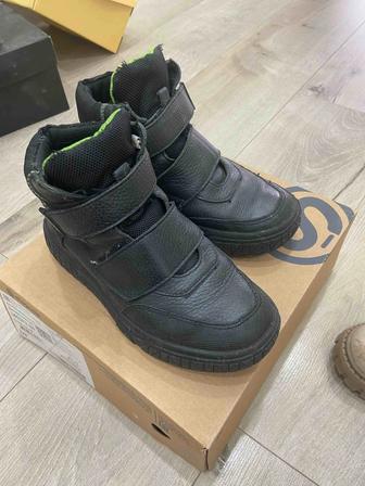 Зимние детские сапоги