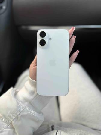Продам IPhone 16