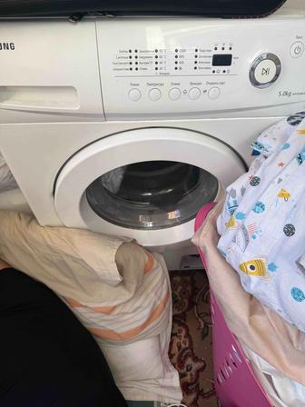 Продам стиральную