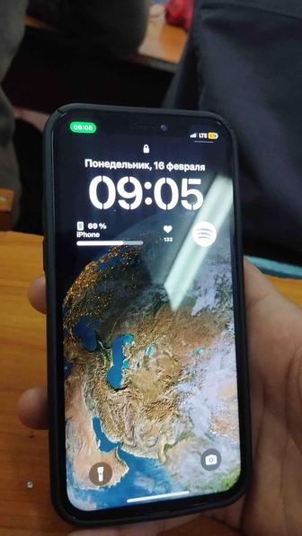 Продам айфон 12 про