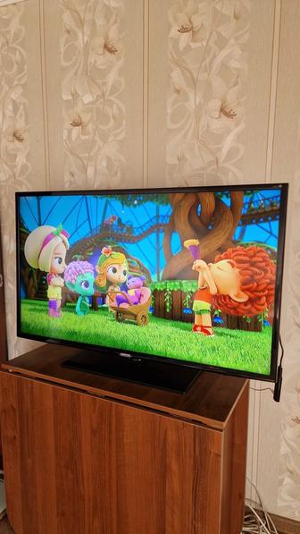 Продам телевизор Samsung 46 (116,8см) со SmartTV