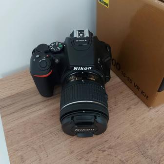 Nikon D5600 Kit NIKKOR 18-55 mm VR AF-P, черный