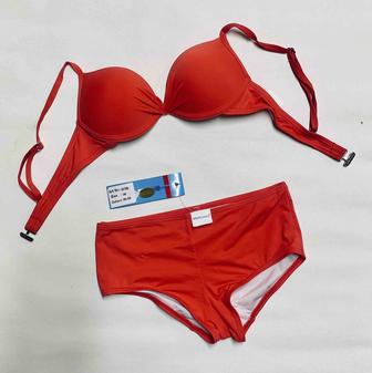 Женский купальник новый отличного качества