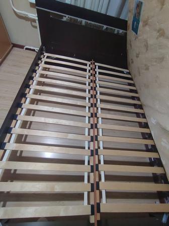 Продам кровать двуспальную