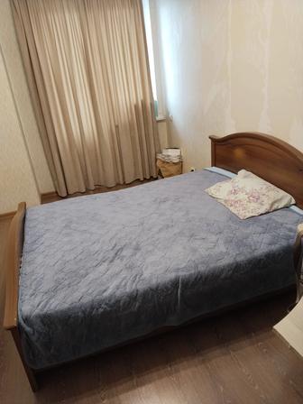 Продам спальный гарнитур