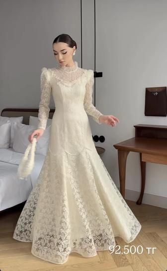 Продам платье