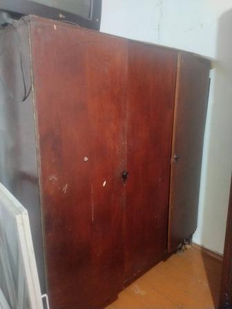 Продам шифоньеры