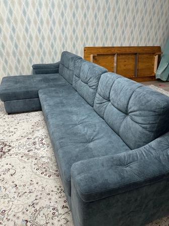 Диван сатылады