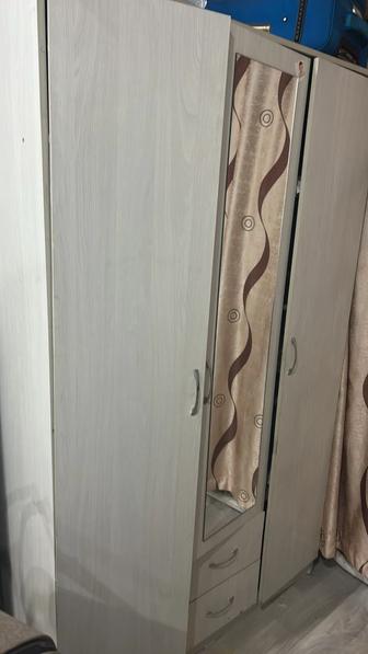 Продам шкаф