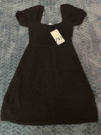 Платье вязаное чуть выше колена