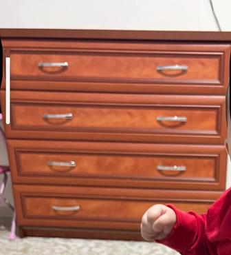 Продам тумбу