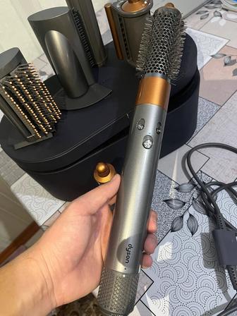 Стайлер Dyson Airwrap