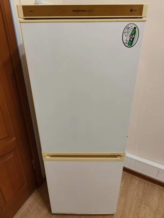 Срочно продаю холодильник LG GC 269YA