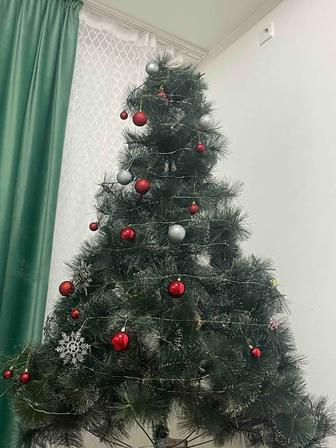 Продам елку искусственную