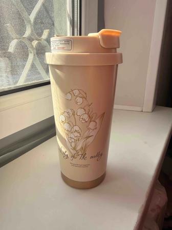 Термокружка женская с трубочкой