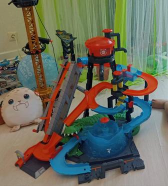 Детский трек и автомойка Hot Wheels