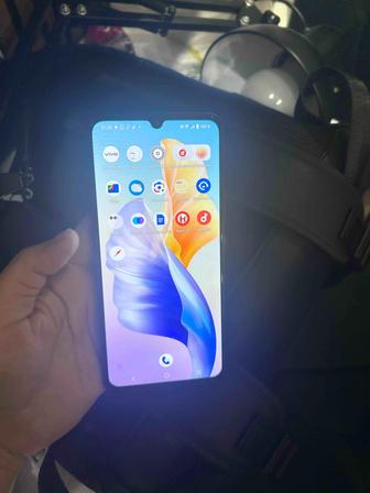 Телефон Vivo продам