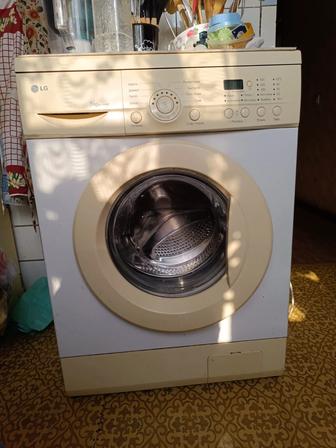 Стиральная машинка