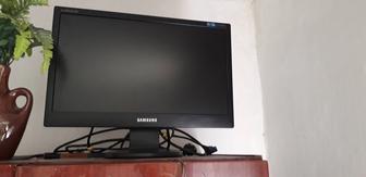 Монитор samsung в отличном состоянии